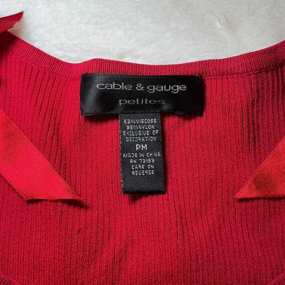 Cable & Gauge Red Long Sleeve Top with Bow Details - Picture 6 of 6